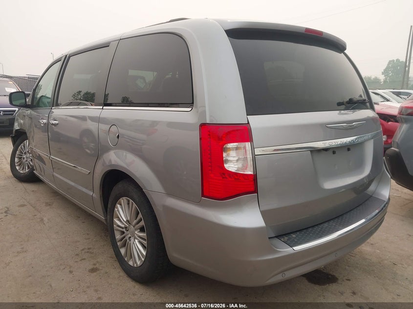 2015 Chrysler Town & Country Touring-L VIN: 2C4RC1CG0FR610301 Lot: 45642536