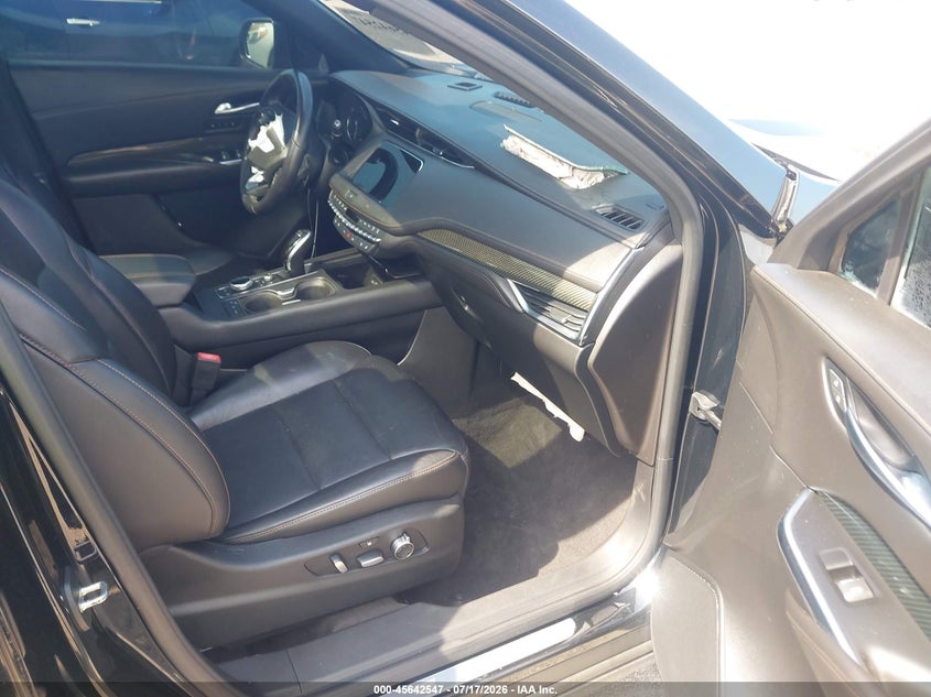 2020 CADILLAC XT4 auction photo 5