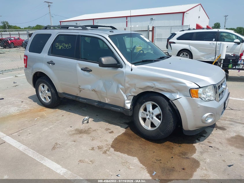 Vin: 1fmcu0d72bka22027, lot: 46141076, ford escape xlt 2011 img_1
