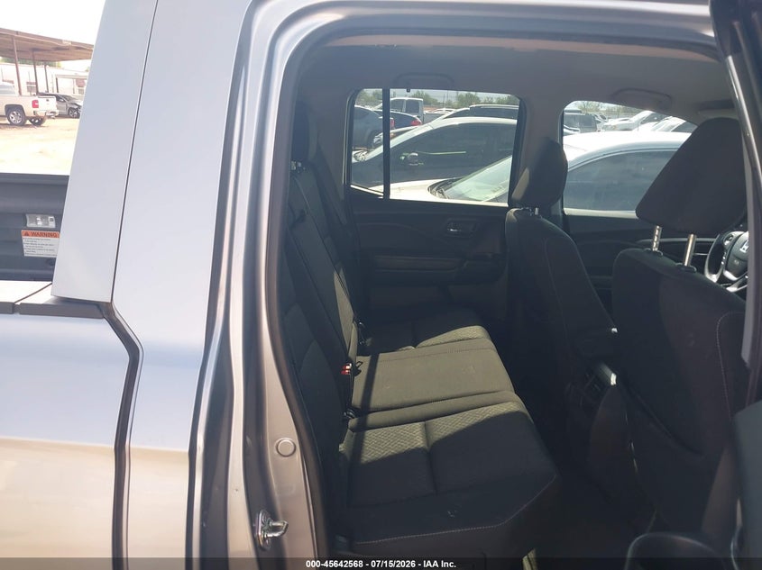 2017 Honda Ridgeline Rts VIN: 5FPYK3F45HB033928 Lot: 45642568