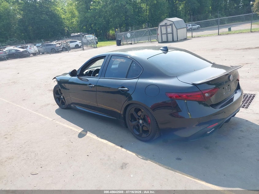 2017 Alfa Romeo Giulia Rwd VIN: ZARFAEBNXH7531700 Lot: 45642588