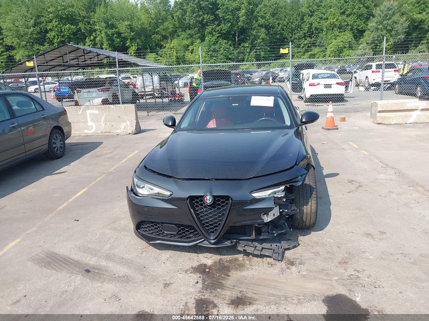 2017 Alfa Romeo Giulia Rwd VIN: ZARFAEBNXH7531700 Lot: 45642588