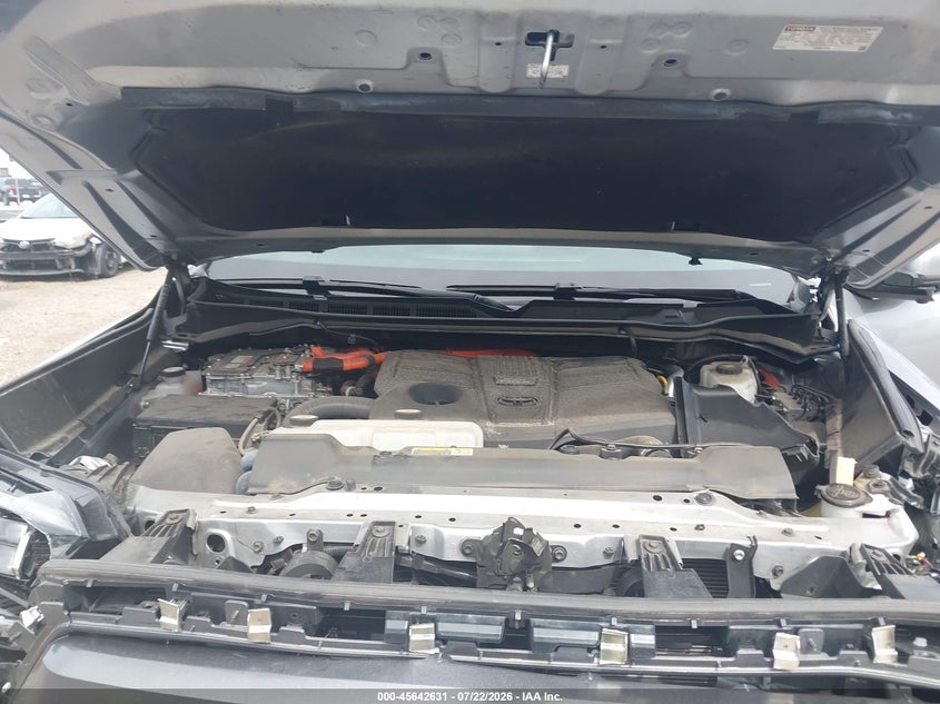 TOYOTA TUNDRA HYBRID - zdjęcie 10