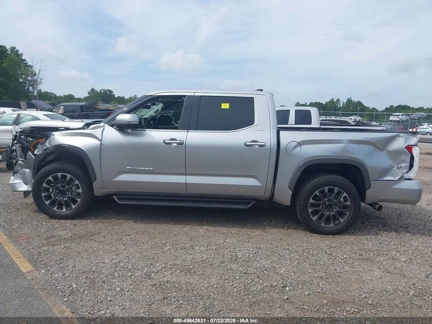 TOYOTA TUNDRA HYBRID - zdjęcie 15