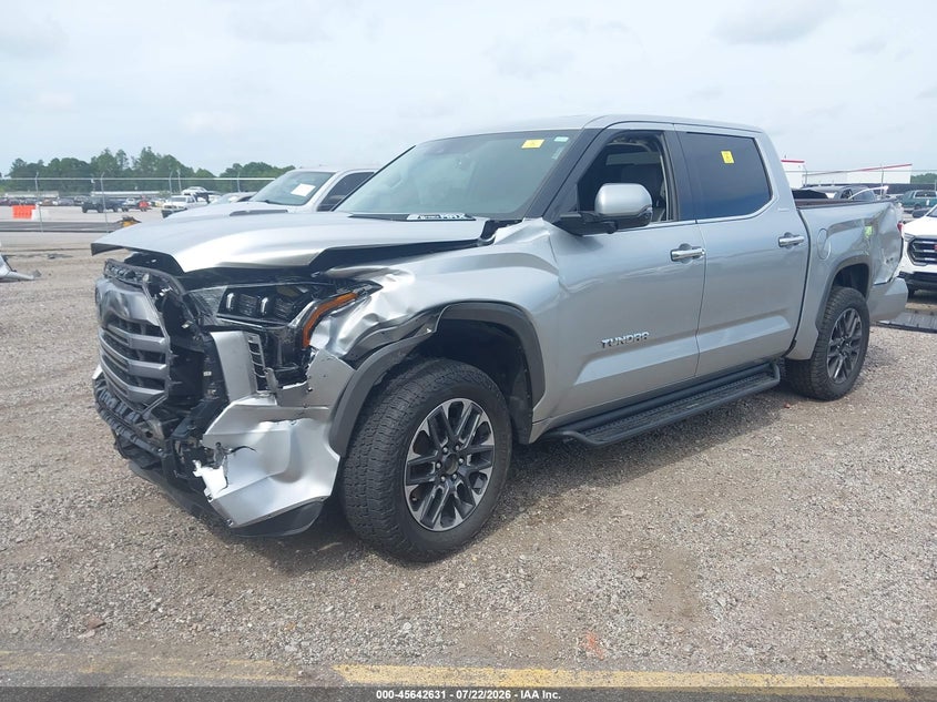 TOYOTA TUNDRA HYBRID - zdjęcie 2