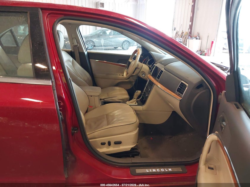2010 LINCOLN MKZ auction photo 5