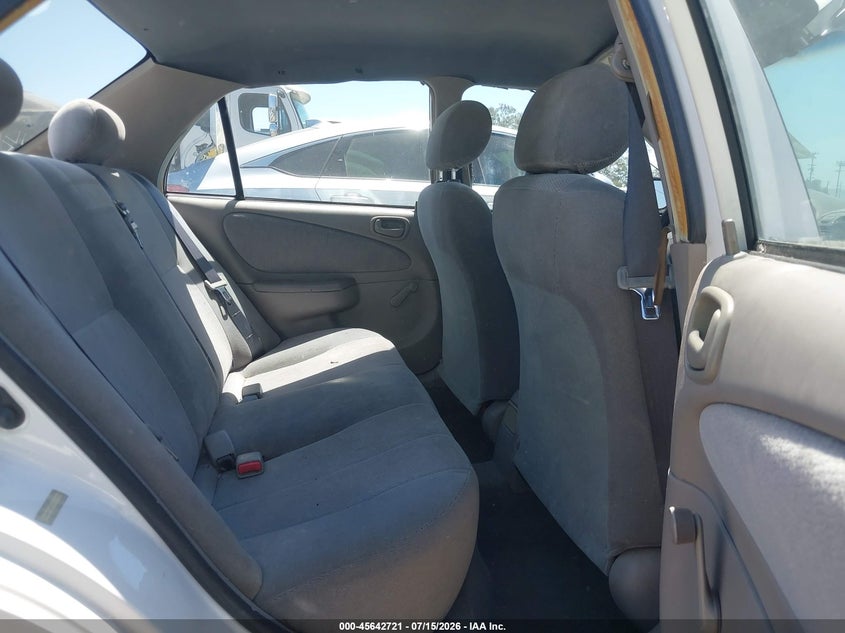 2001 TOYOTA COROLLA auction photo 8