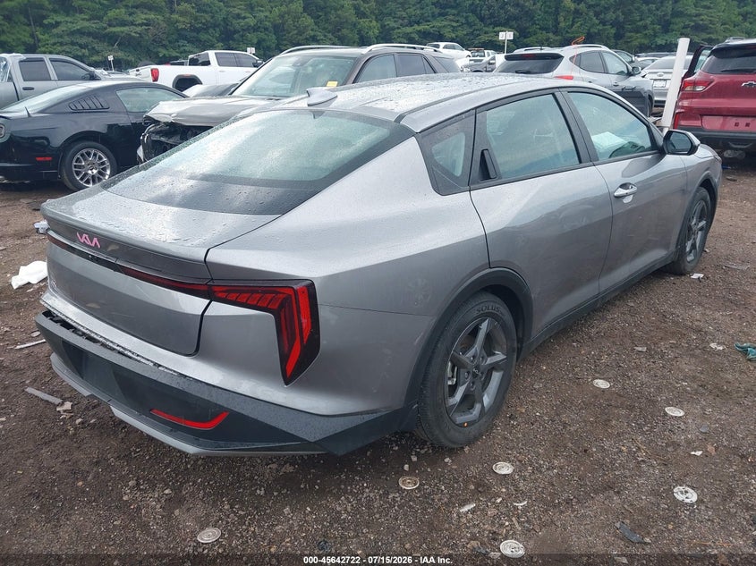Vin: 3kpft4de3te288526, lot: 46141245, kia k4 lxs 20264