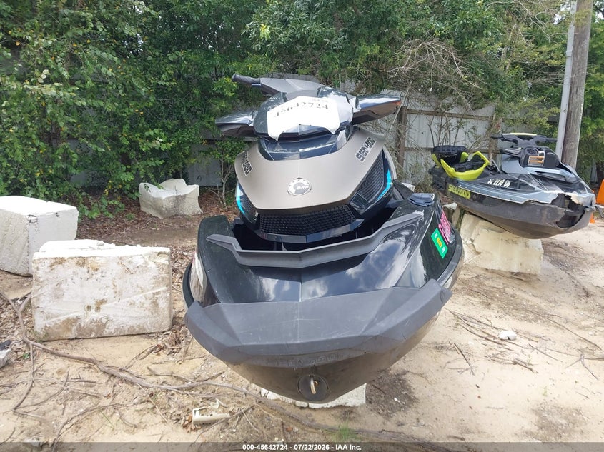 2016 SEADOO GTX 155 auction photo 6