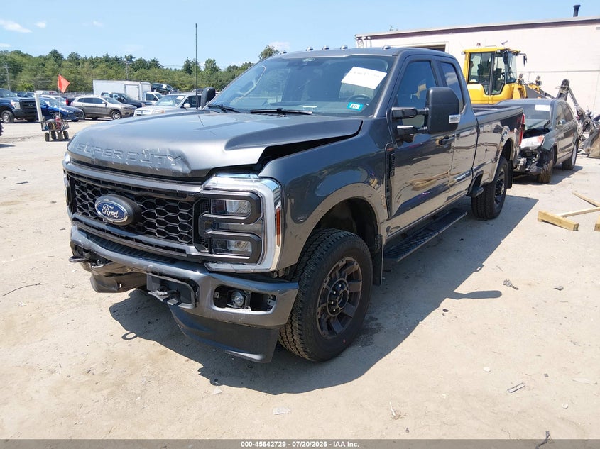 2025 Ford F-350 Xl, Front End, IAAI, VIN 1FT8X3BN3SED20993 — photo 2