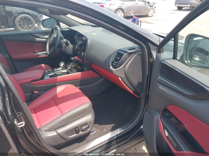2025 LEXUS NX 350H auction photo 5
