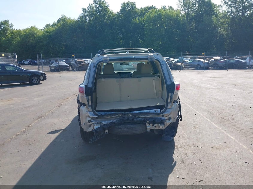 2016 TOYOTA HIGHLANDER auction photo 6