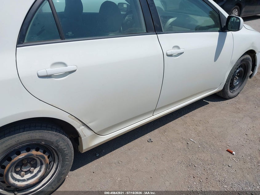 2011 Toyota Corolla Le VIN: 2T1BU4EE6BC613502 Lot: 45642821