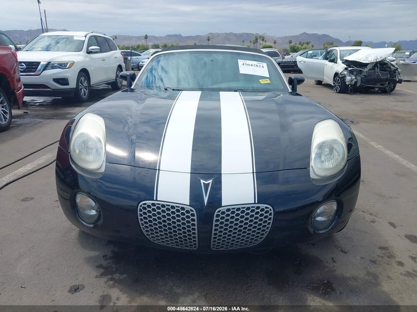 2008 Pontiac Solstice VIN: 1G2MB35B78Y120211 Lot: 45642824
