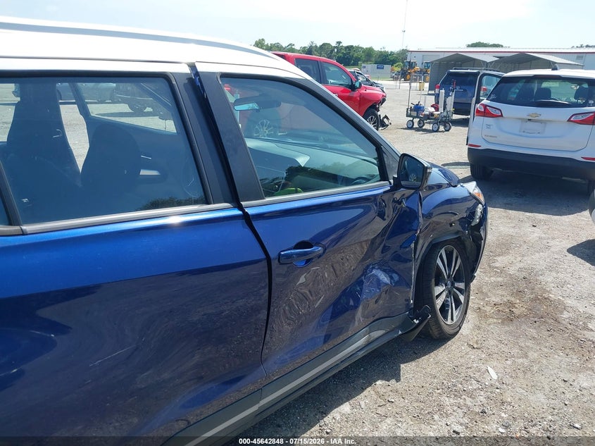 2020 Nissan Kicks Sr Xtronic Cvt VIN: 3N1CP5DV1LL553066 Lot: 45642848