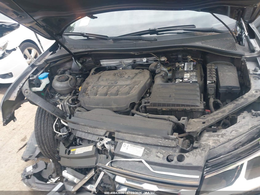 VOLKSWAGEN TIGUAN 2019 VIN 3VV2B7AXXKM050753