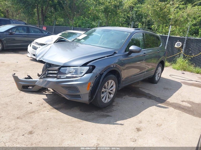 VOLKSWAGEN TIGUAN 2019 VIN 3VV2B7AXXKM050753