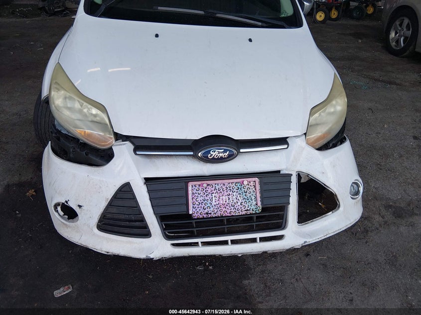2014 FORD FOCUS auction photo 6