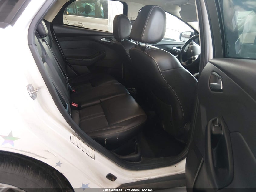 2014 FORD FOCUS auction photo 8