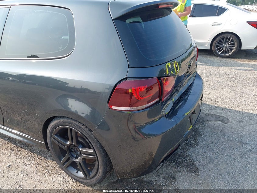 2013 Volkswagen Golf R 2-Door VIN: WVWRF7AJ6DW067727 Lot: 45642944