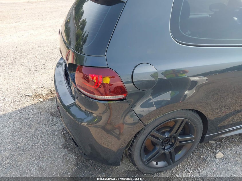2013 Volkswagen Golf R 2-Door VIN: WVWRF7AJ6DW067727 Lot: 45642944