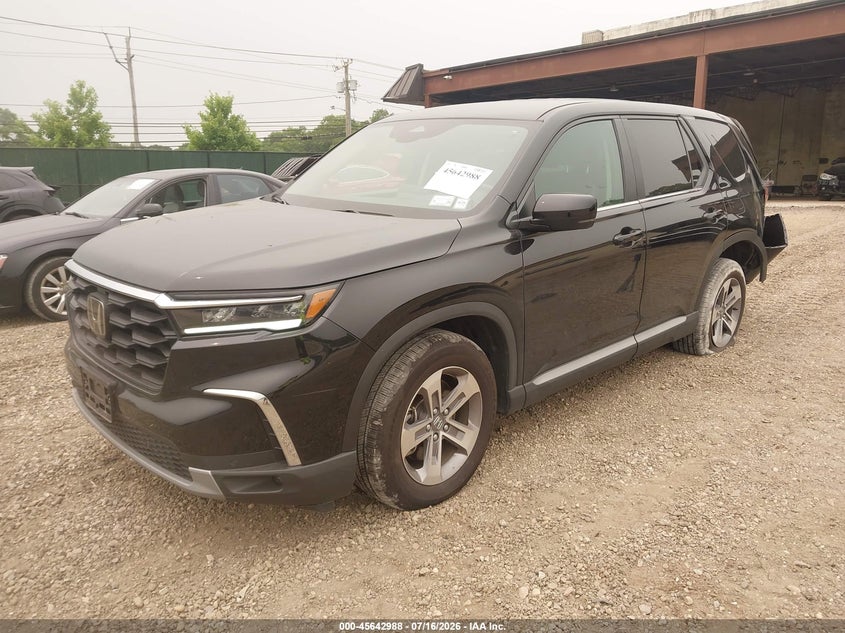 2025 HONDA PILOT auction photo 2