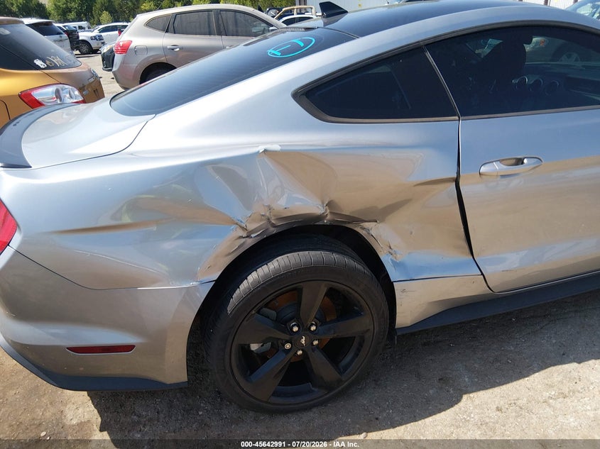 2021 FORD MUSTANG auction photo 6