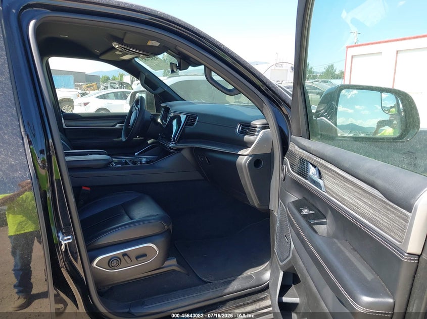 2024 JEEP WAGONEER auction photo 5
