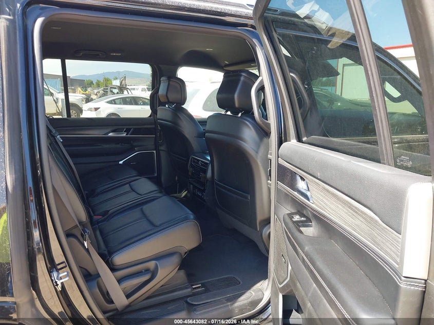 2024 JEEP WAGONEER auction photo 8