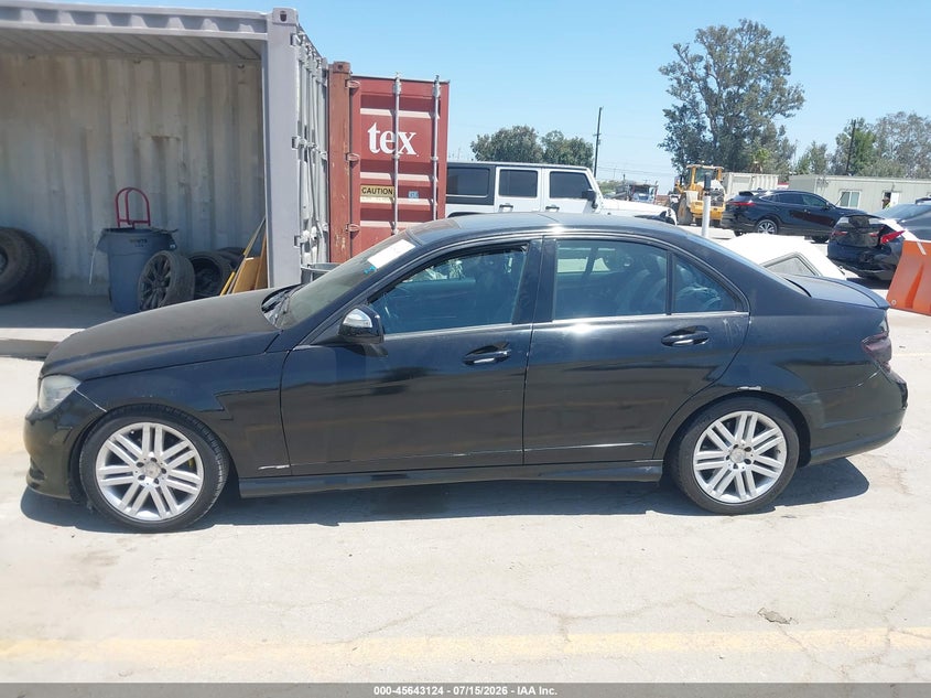 2009 Mercedes-Benz C 300 Luxury/Sport VIN: WDDGF54X29F332636 Lot: 45643124