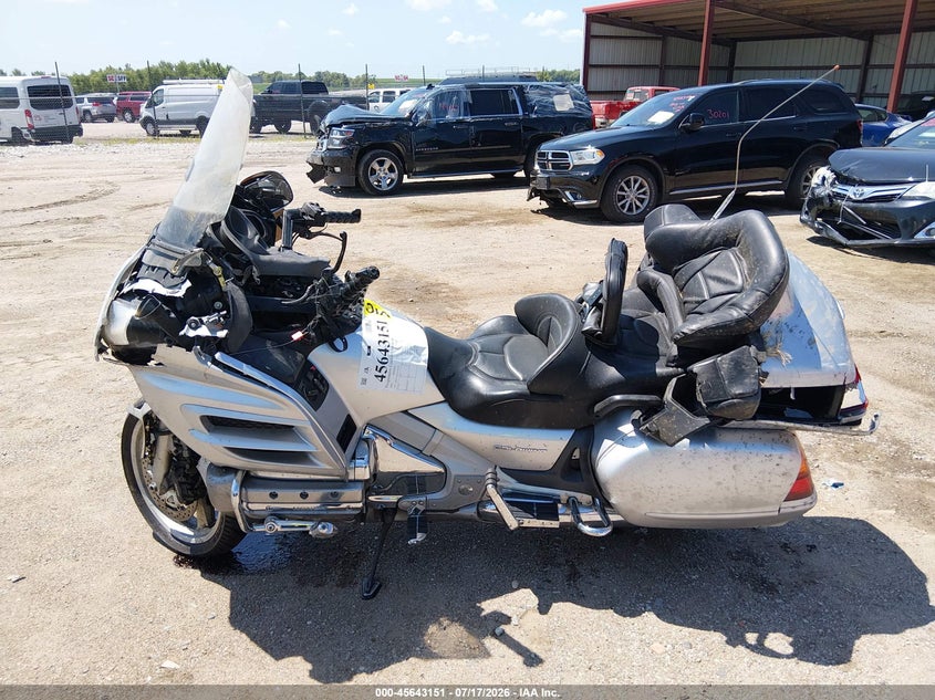 2005 Honda Gl1800 VIN: 1HFSC47065A412590 Lot: 45643151