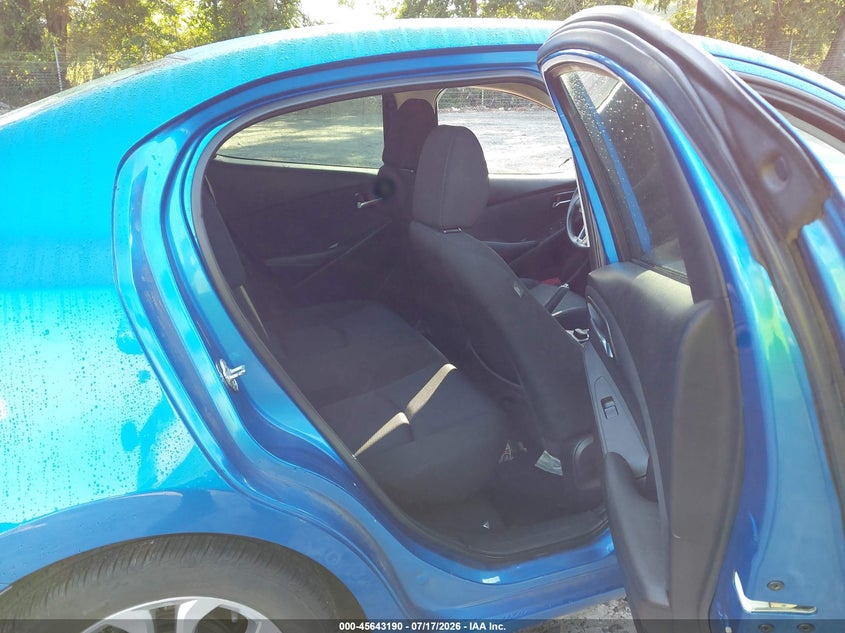 2018 Toyota Yaris Ia VIN: 3MYDLBYV2JY325942 Lot: 45643190