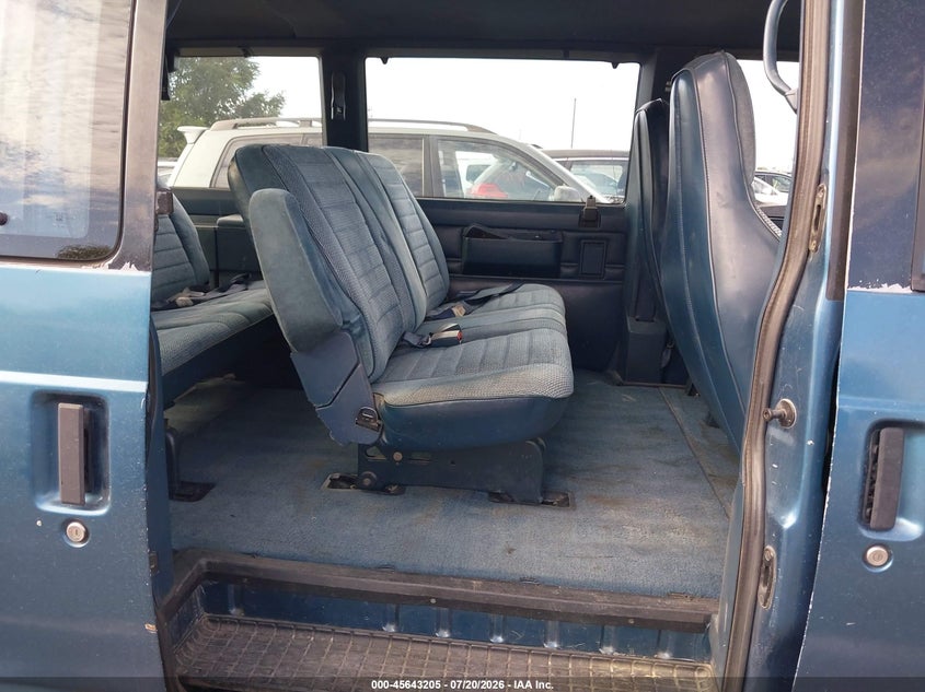 1992 Chevrolet Astro VIN: 1GNDM19Z5NB134857 Lot: 45643205