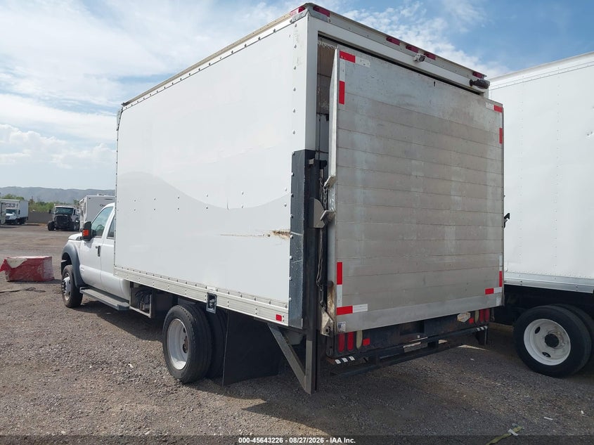 2013 FORD F-450 CHASSIS auction photo 3