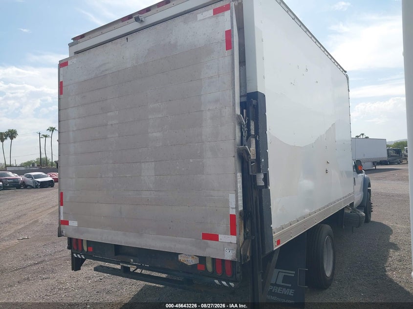 2013 FORD F-450 CHASSIS auction photo 4