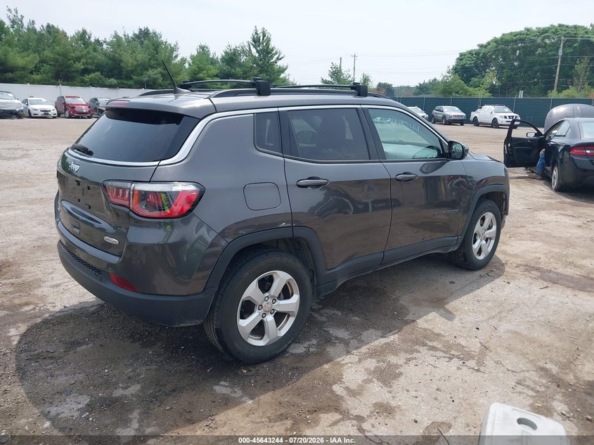 2017 JEEP COMPASS auction photo 4