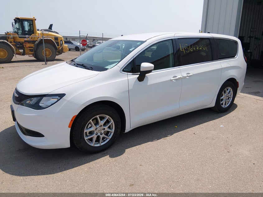 Vin: 2c4rc1cg7pr613388, lot: 46141807, chrysler voyager lx 20232