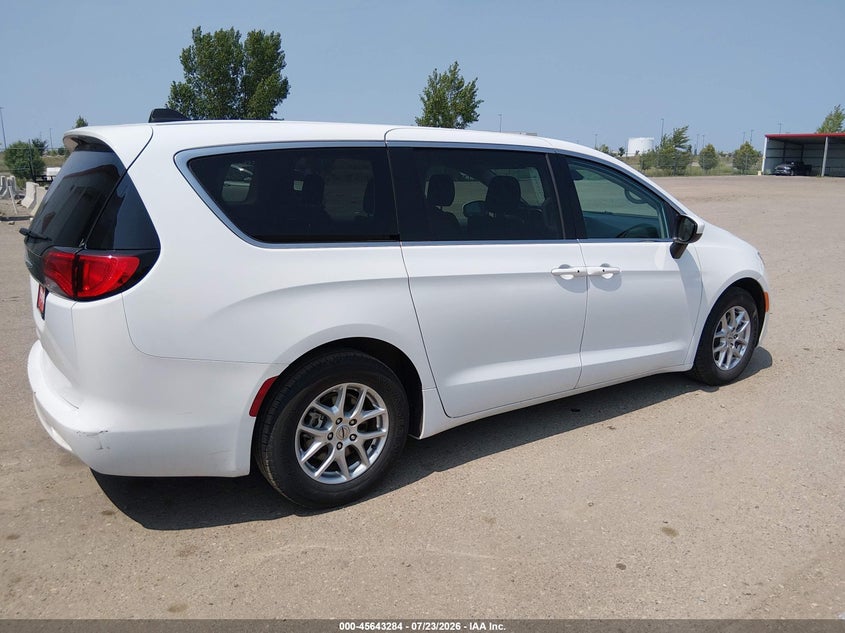 Vin: 2c4rc1cg7pr613388, lot: 46141807, chrysler voyager lx 20234