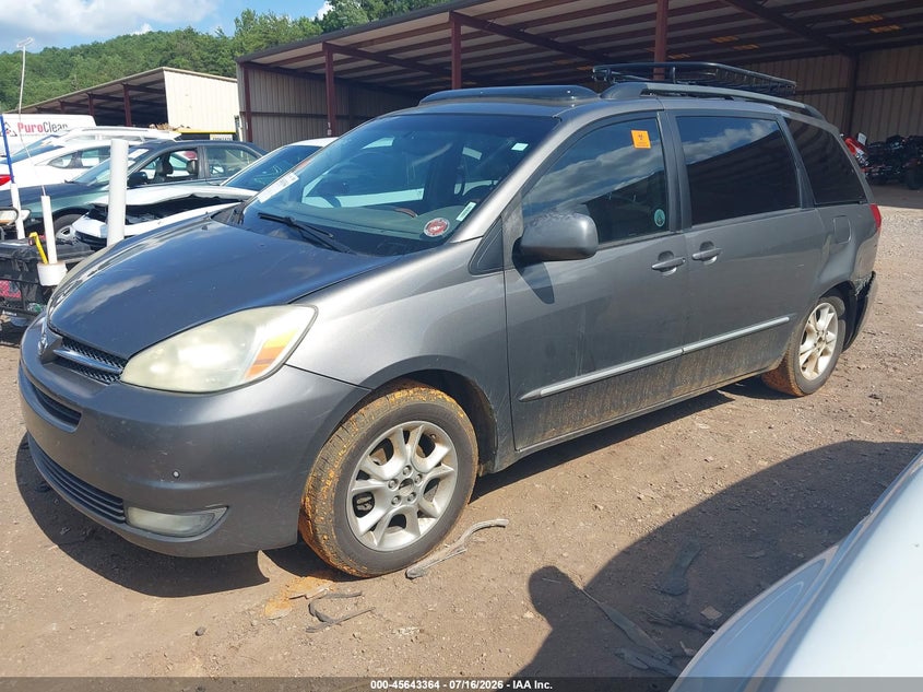 2004 Toyota Sienna, Biohazard, IAAI, VIN 5TDZA22C84S149329 — photo 2