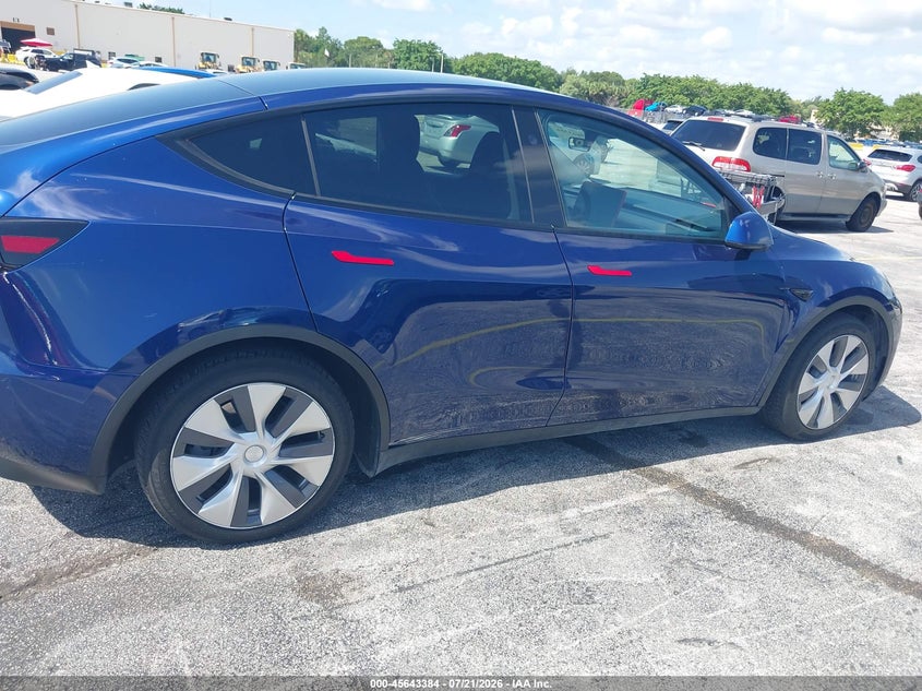 2023 Tesla Model Y Awd/Long Range Dual Motor All-Wheel Drive VIN: 7SAYGAEE5PF844381 Lot: 45643384