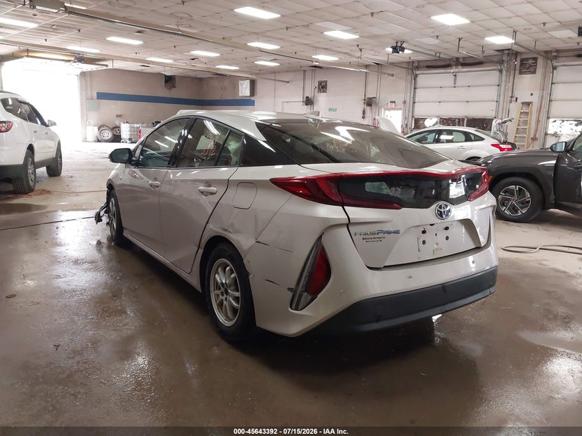 2017 TOYOTA PRIUS PRIME auction photo 3