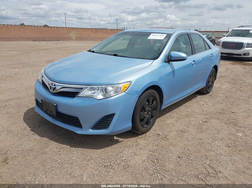 2013 Toyota Camry, Flood, IAAI, VIN 4T1BF1FK6DU691387 — photo 2