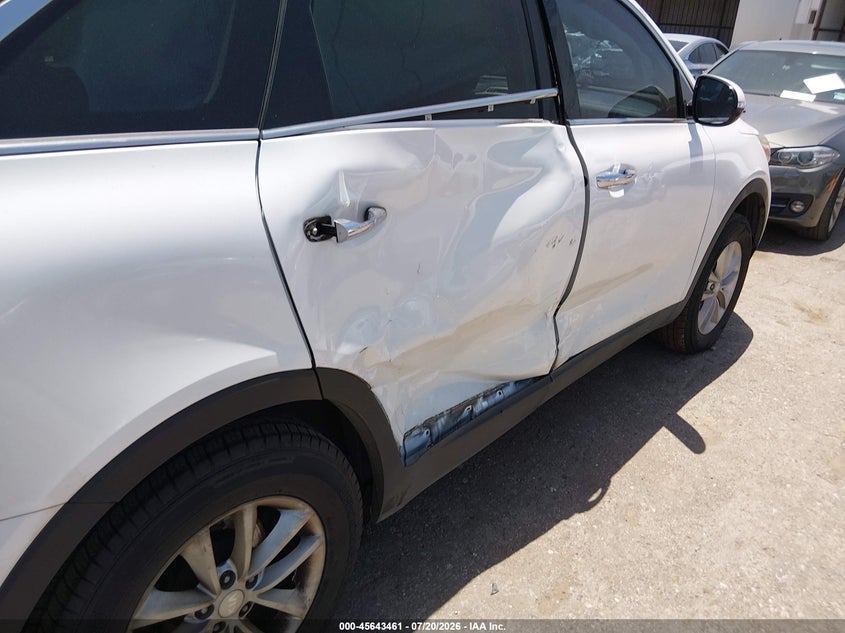 2018 Kia Sorento 2.4L Lx VIN: 5XYPG4A38JG388116 Lot: 45643461