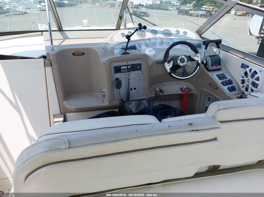 1999 MAXUM 32' auction photo 6