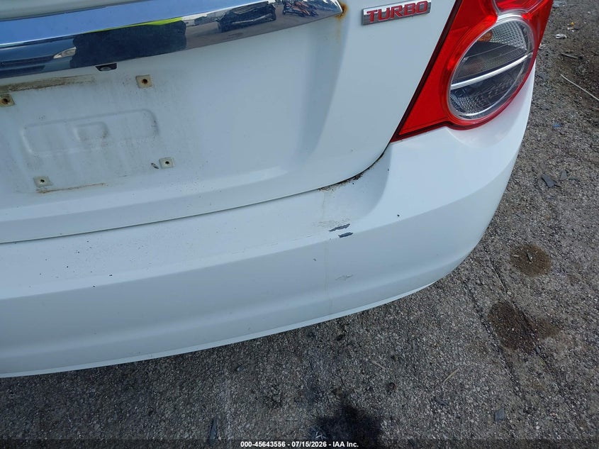 2015 CHEVROLET SONIC auction photo 6