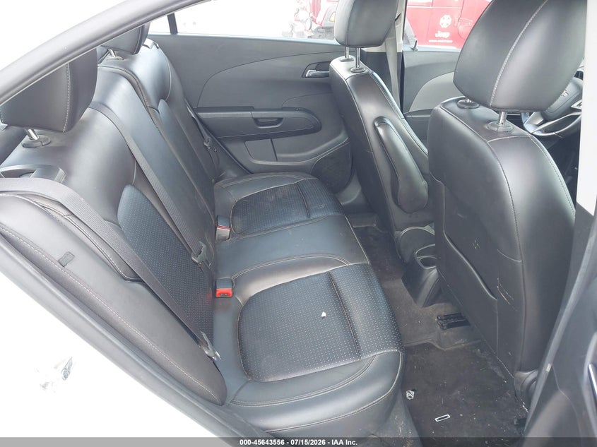 2015 CHEVROLET SONIC auction photo 8