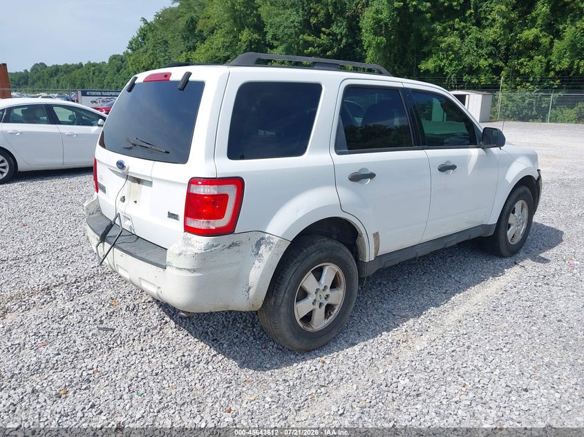 Vin: 1fmcu0dg0cka77786, lot: 46142135, ford escape xlt 20124
