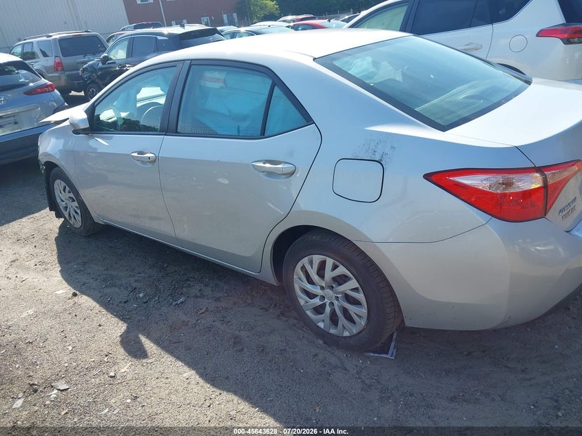 TOYOTA COROLLA - zdjęcie 3