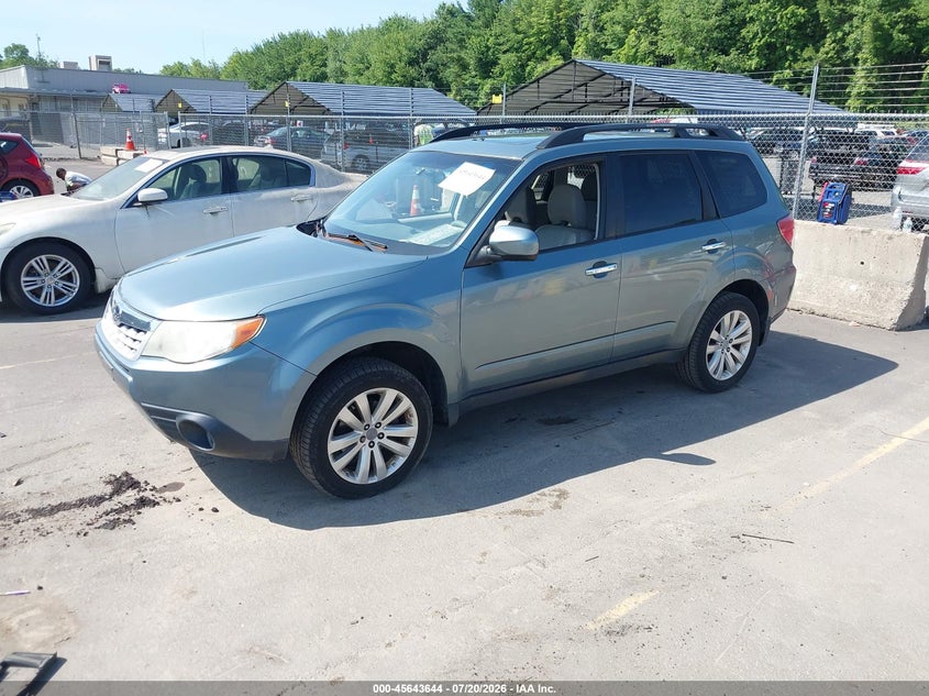 Vin: jf2shaec7bh777744, lot: 46142167, subaru forester 2.5x limited 20112