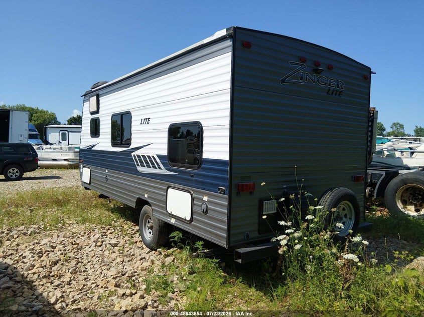2019 KEYSTONE ZINGER auction photo 3